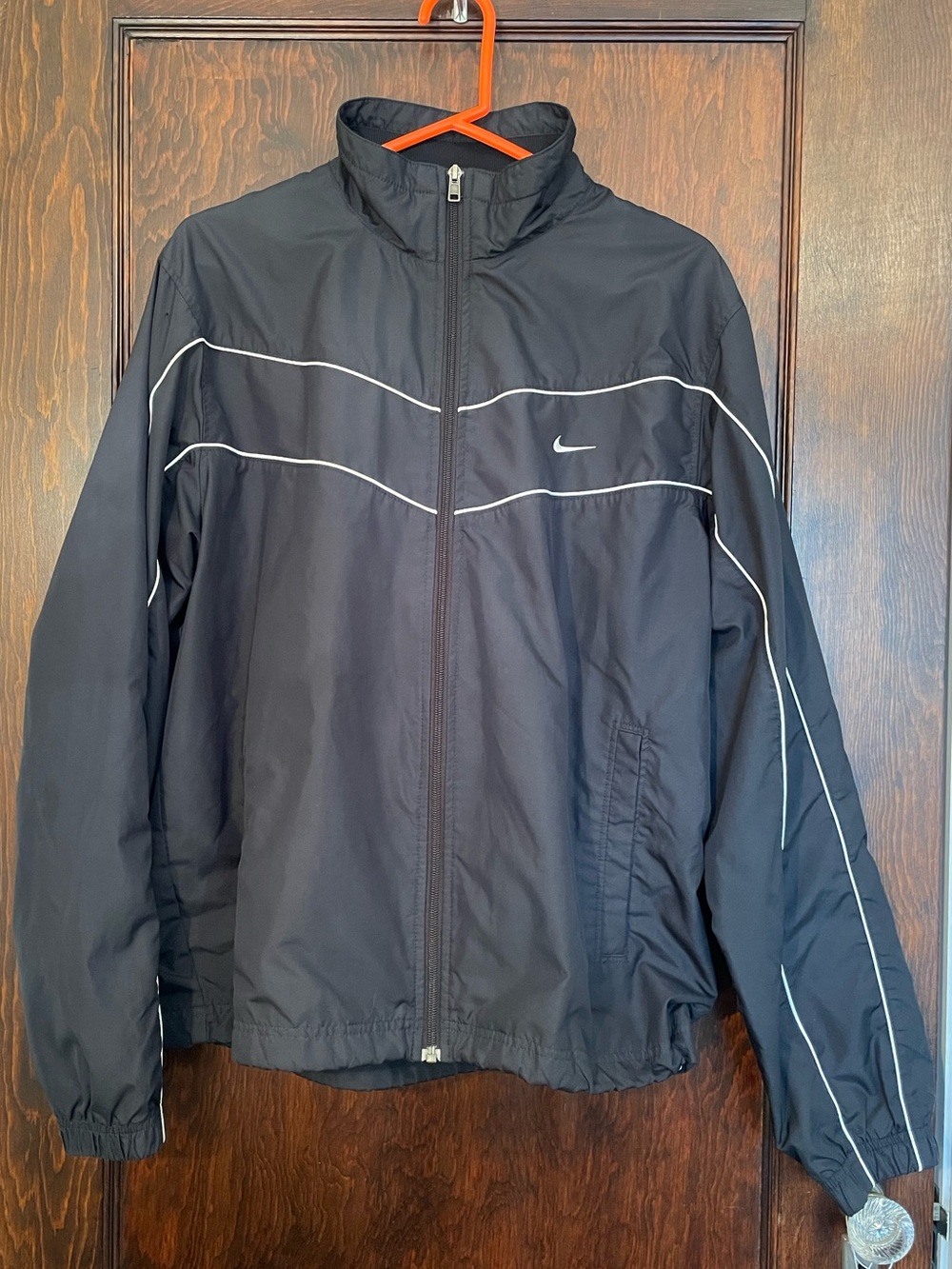 Nike Men’s Black Windbreaker Jacket with White Piping (XL)